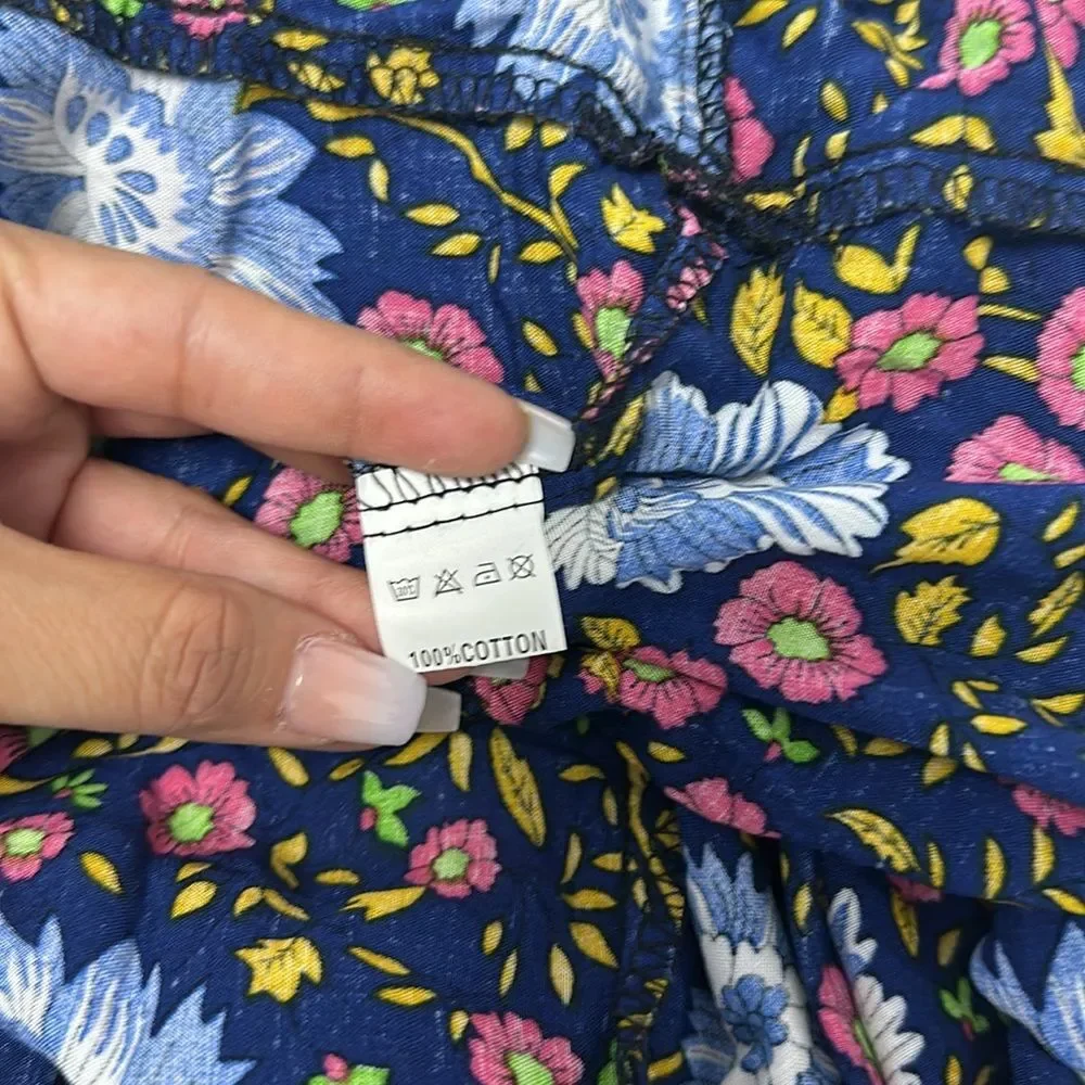 NWT Aly Daly Naxi Skirt Floral Print Navy background, pink/Yellow flower Sz S